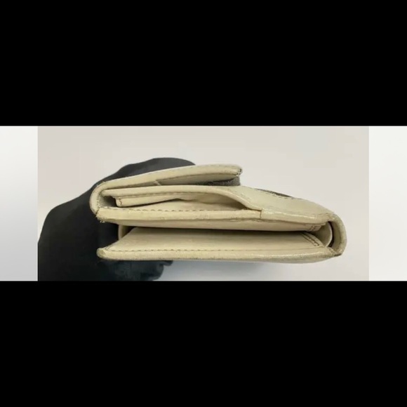 Gucci bifold credit card coin wallet - Picture 7 of 10